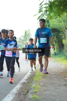 Runner Photo 4593805