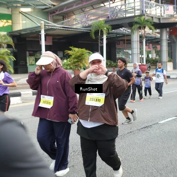Runner Photo 4593816