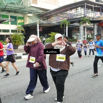 Runner Photo 4593850