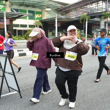 Runner Photo 4593872