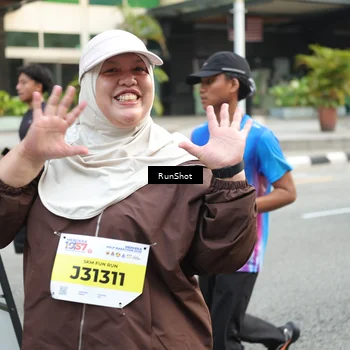 Runner Photo 4593917