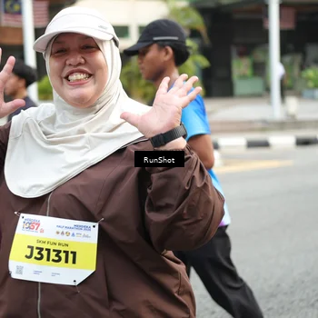 Runner Photo 4593935