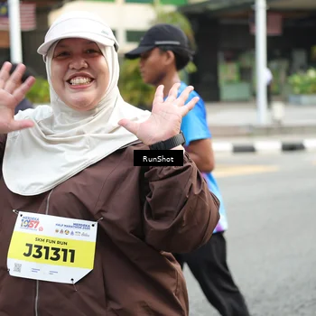 Runner Photo 4594009