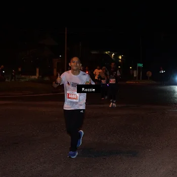 Runner Photo 4594100