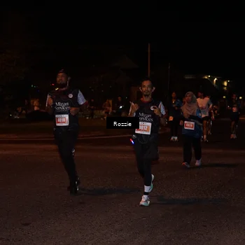 Runner Photo 4594135