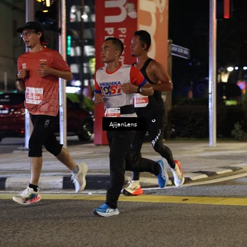 Runner Photo 4594177