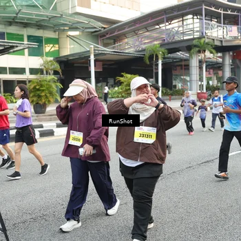 Runner Photo 4594199