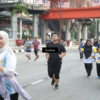 Runner Photo 4594223
