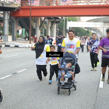 Runner Photo 4594253