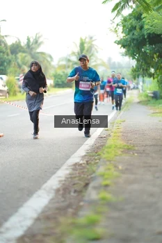 Runner Photo 4594322