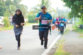 Runner Photo 4594325
