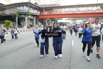 Runner Photo 4594335