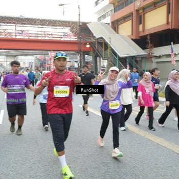 Runner Photo 4594344
