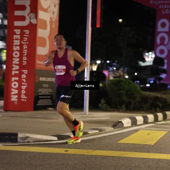 Runner Photo 4594347