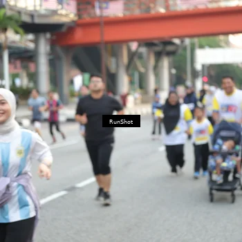 Runner Photo 4594363