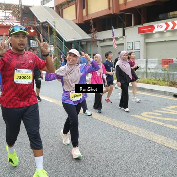 Runner Photo 4594389