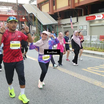 Runner Photo 4594410