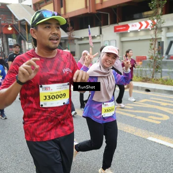 Runner Photo 4594455