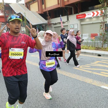 Runner Photo 4594478