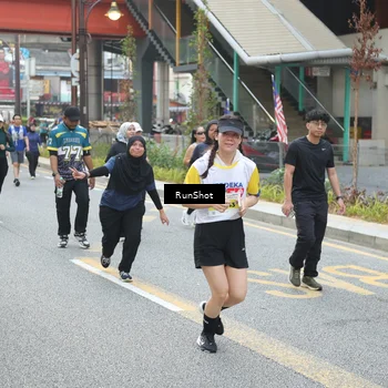 Runner Photo 4594702