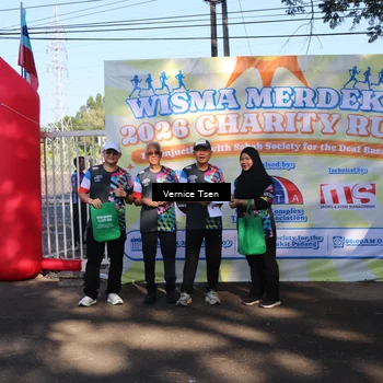 Runner Photo 4594750