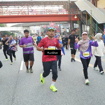 Runner Photo 4594773