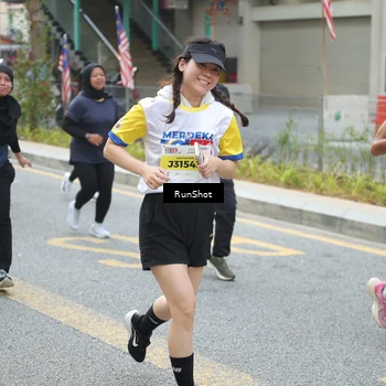 Runner Photo 4594778