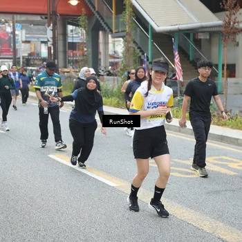 Runner Photo 4594910