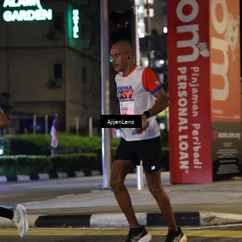 Runner Photo 4594916