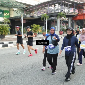 Runner Photo 4595003