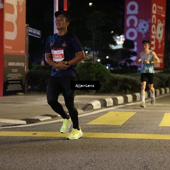 Runner Photo 4595104