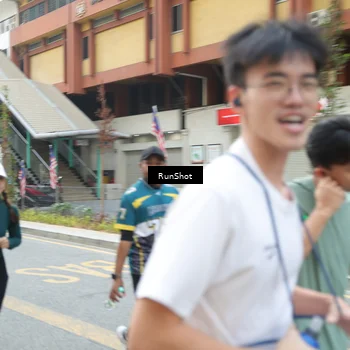 Runner Photo 4595172