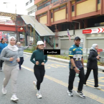 Runner Photo 4595214