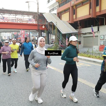 Runner Photo 4595250