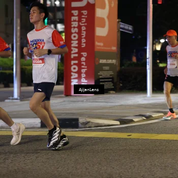 Runner Photo 4595303