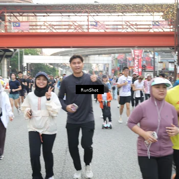 Runner Photo 4595395