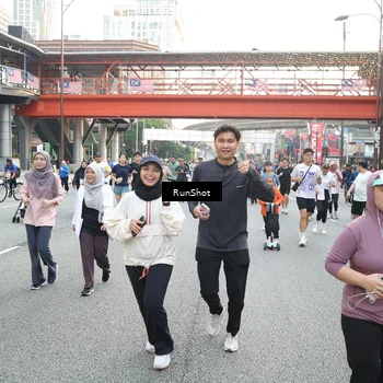 Runner Photo 4595397