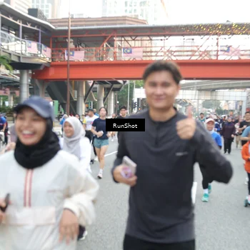 Runner Photo 4595478