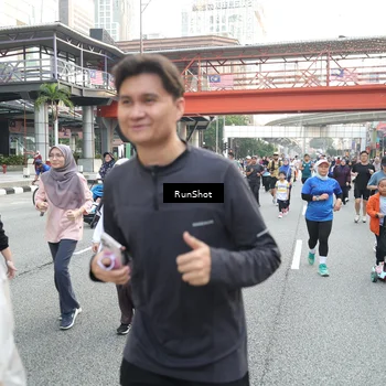 Runner Photo 4595549