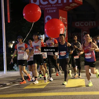 Runner Photo 4595565