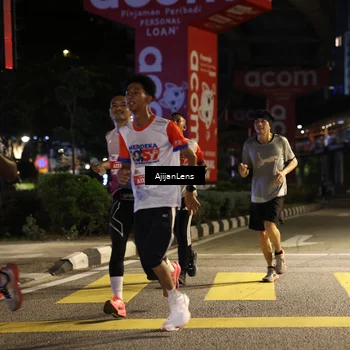 Runner Photo 4595573