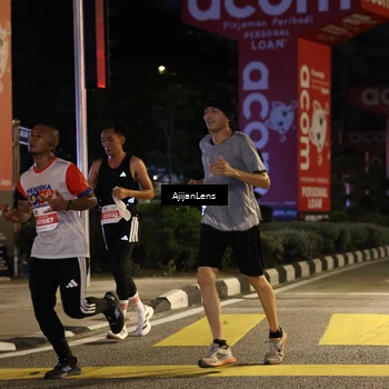 Runner Photo 4595604