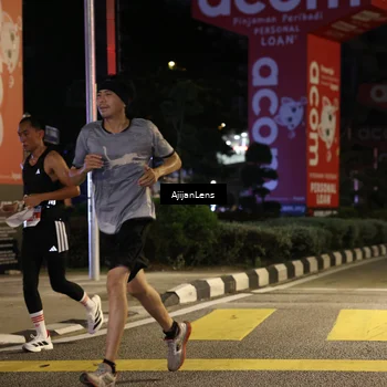 Runner Photo 4595621