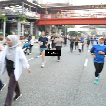 Runner Photo 4595648