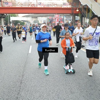 Runner Photo 4595686