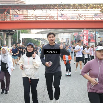 Runner Photo 4595695