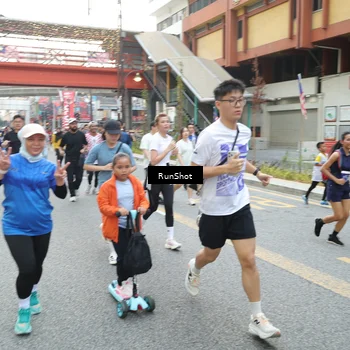 Runner Photo 4595713