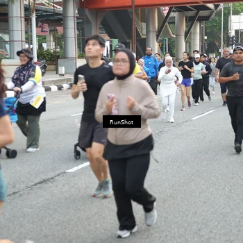 Runner Photo 4595744