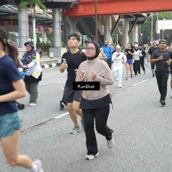 Runner Photo 4595760