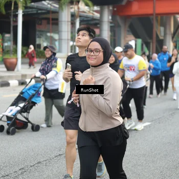Runner Photo 4595874